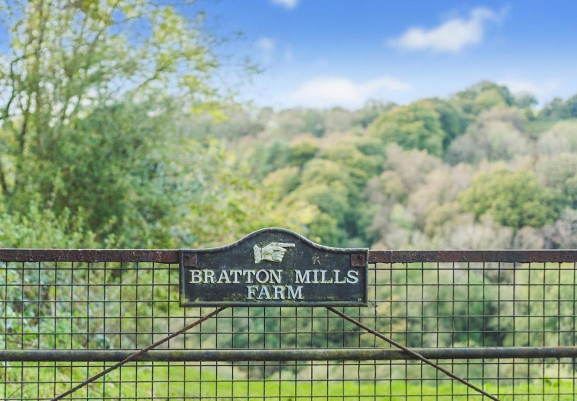 The Folly, Bratton Fleming Villa Bagian luar foto